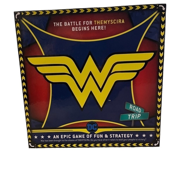DC Wonder Woman Battle for THEMYSCIRA Board Game - Picture 1 of 3